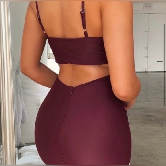Tiger Mist Solange Open Back Bodycon Mini Dress Plum - Picture 6 of 8